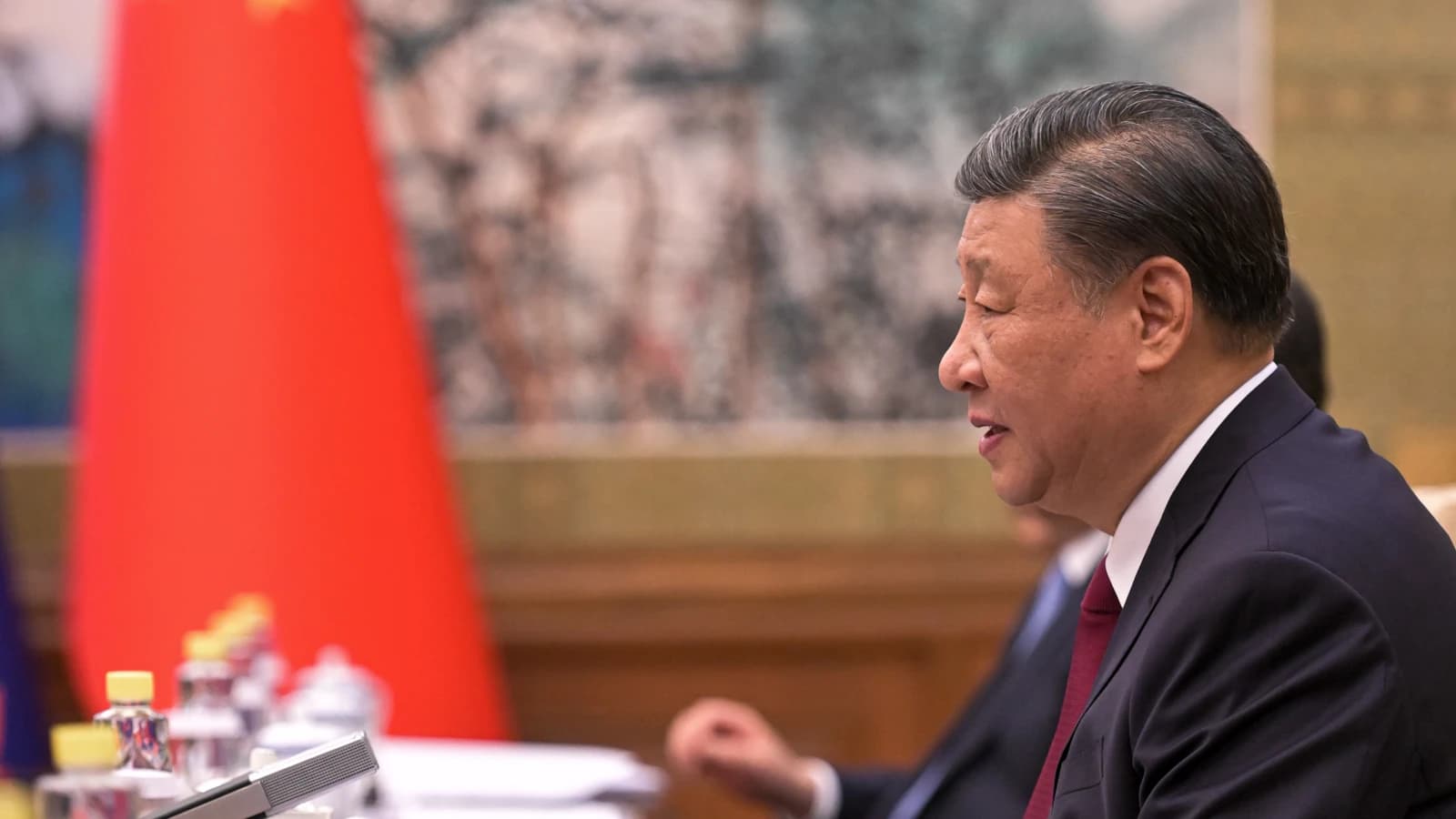 Xi Jinping, 7 Aralık 2023 — Ali Doğan’ın yazısı. Fotoğraf: Dati Bendo / © European Union, CC BY 4.0 (https://creativecommons.org/licenses/by/4.0/). Yatay kırpma; SEO sürümüne yazı ve logo eklendi.